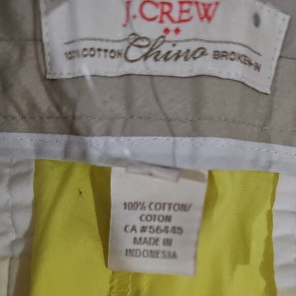 J. Crew Broken-In Classic Chino Shorts Neon Yellow Size 10 NWT - Picture 6 of 6